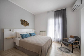 Parikia's Bright Comfort Villa